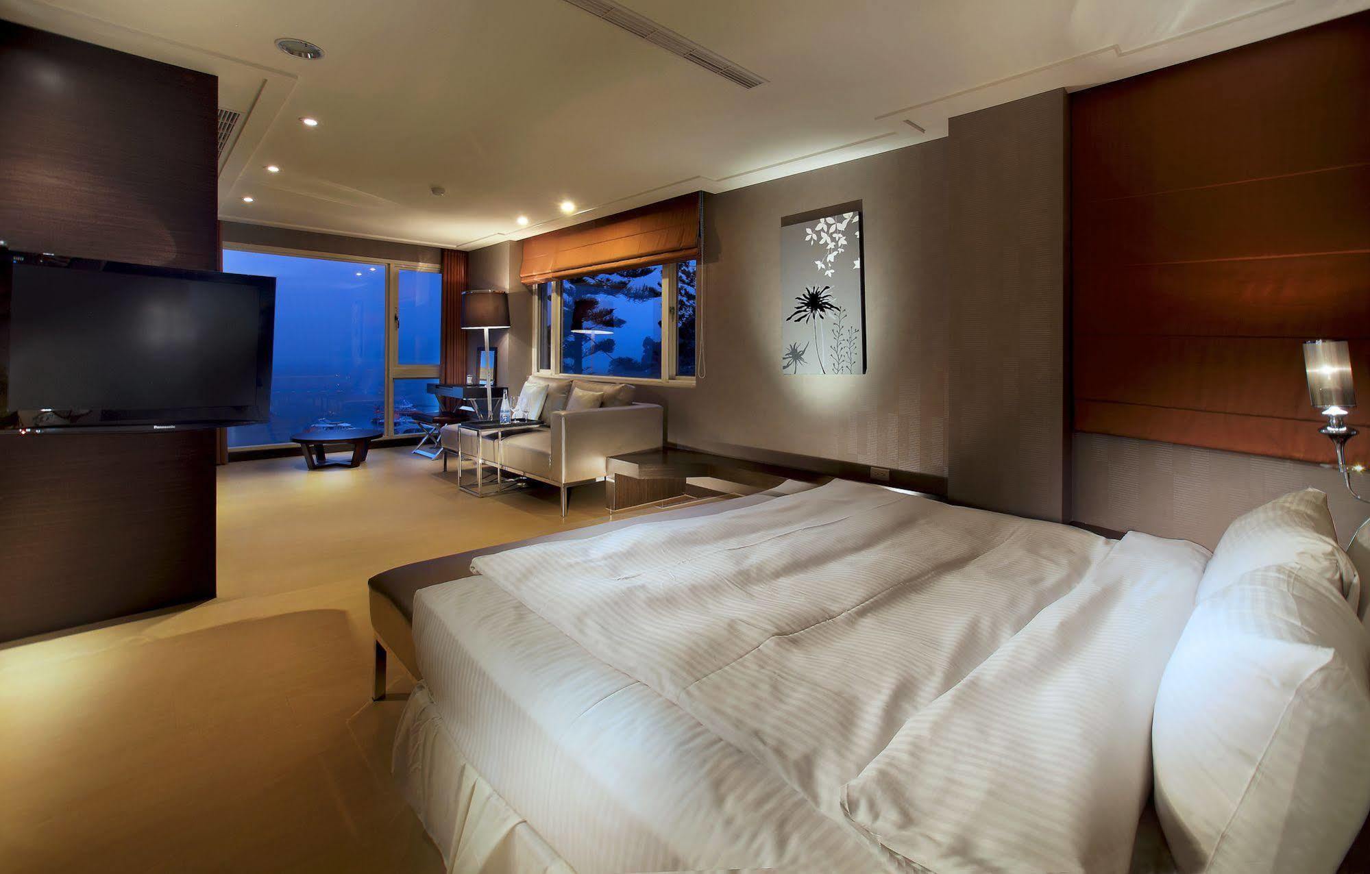 Spa Home Sun Moon Lake Luxury Lakeside Hotel Yuchi Eksteriør bilde
