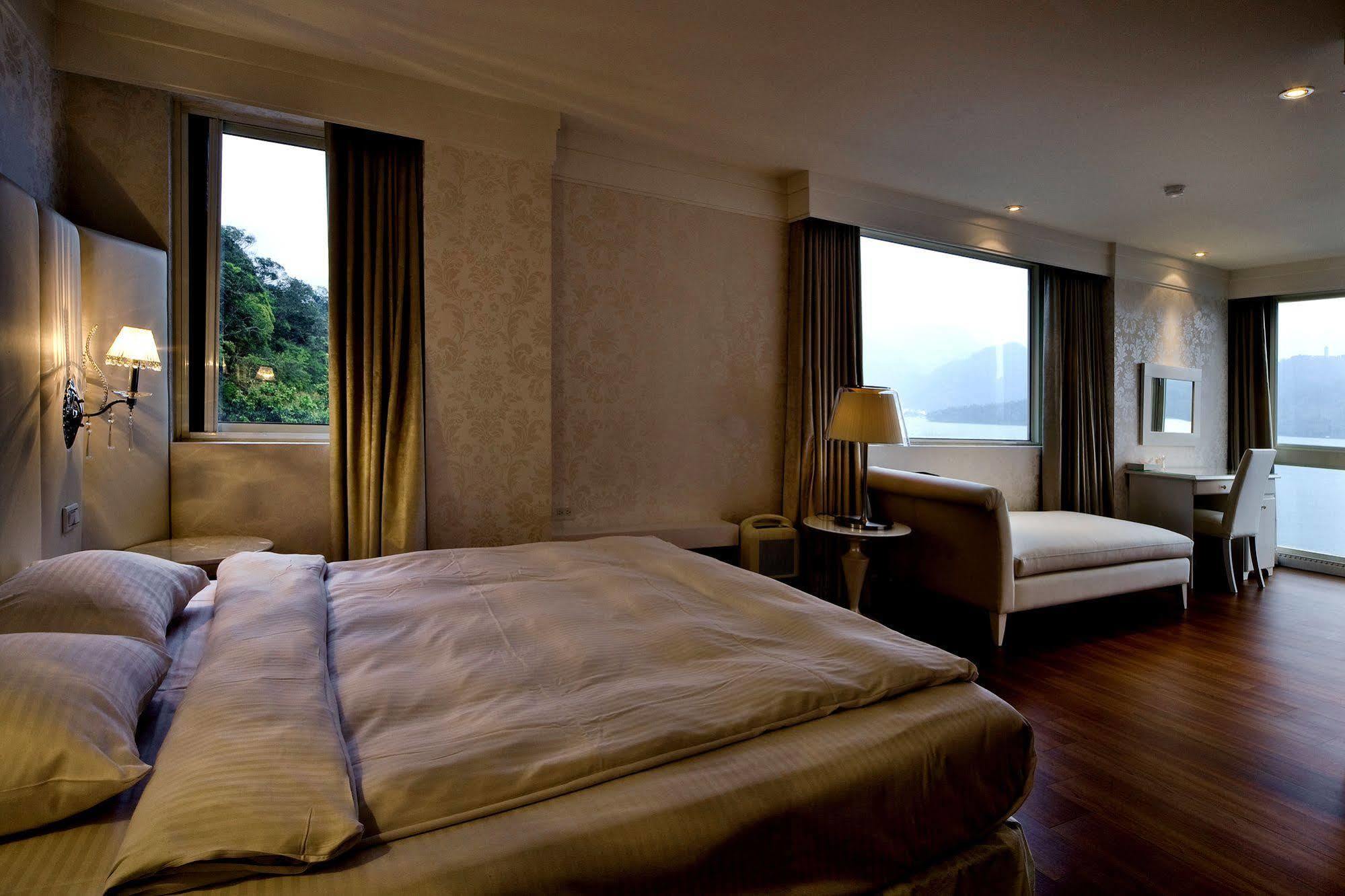 Spa Home Sun Moon Lake Luxury Lakeside Hotel Yuchi Eksteriør bilde